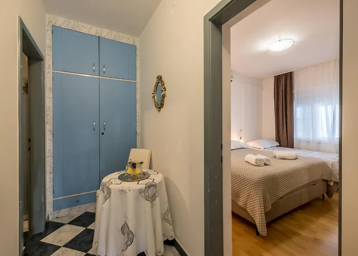 Guesthouse Rooms Split 3* Split