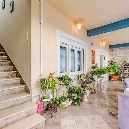 Couette-café Guesthouse Rooms Split 3*