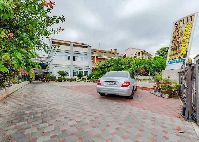 Guesthouse Rooms Split 3*