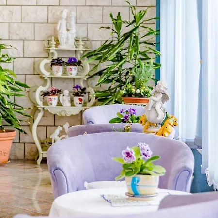 Bed & Breakfast Guesthouse Rooms Split 3*