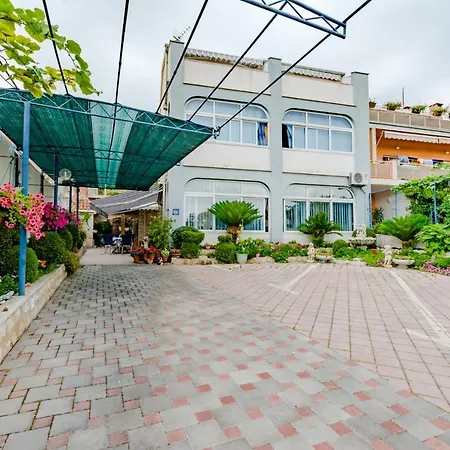 Guesthouse Rooms Split 3*
