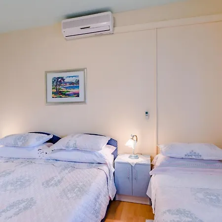 Bed & Breakfast Guesthouse Rooms Split 3*
