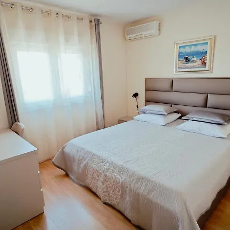 Guesthouse Rooms Split 3*