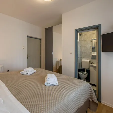 Guesthouse Rooms Split Bed and breakfast Split