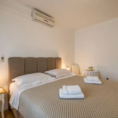 krevet i doručak Guesthouse Rooms Split 3*