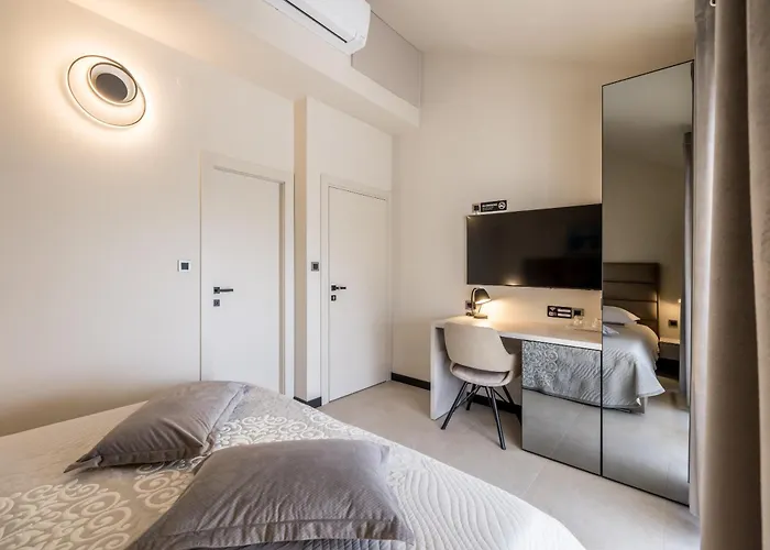 Guesthouse Rooms Split Oda ve Kahvaltı 3*