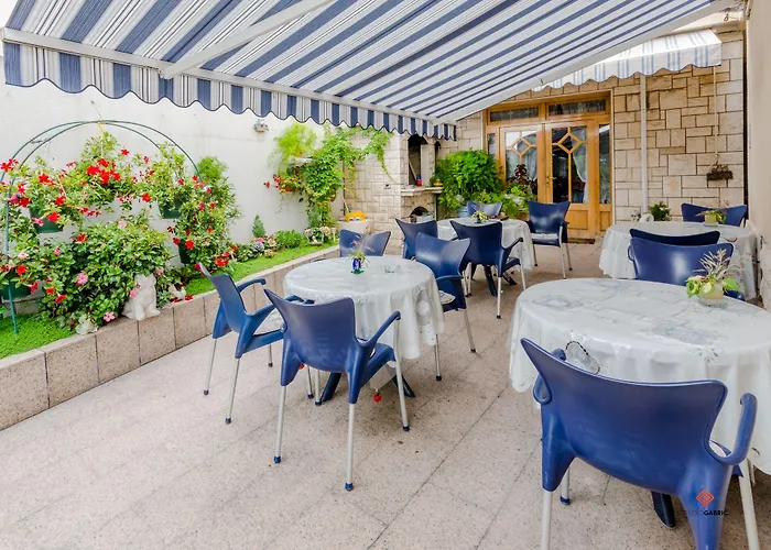 Guesthouse Rooms Split Bed and breakfast Split