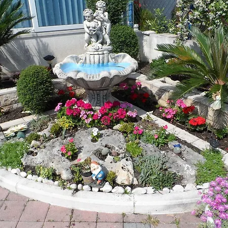 Panzió Guesthouse Rooms Split 3*